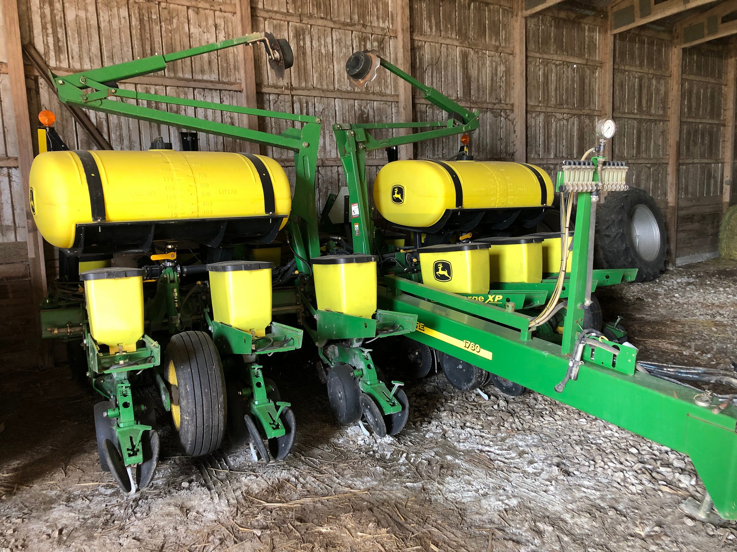 Property photo 7 - FARM EQUIPMENT AUCTION IN HENRY COUNTY, INDIANA
